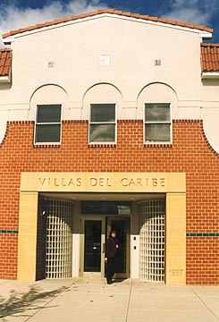 Villas del Caribe entrance